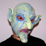 Maska - Vrásčitý muž